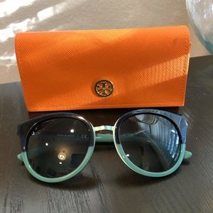 Tory Burch “Blue Panama” ladies sunglasses